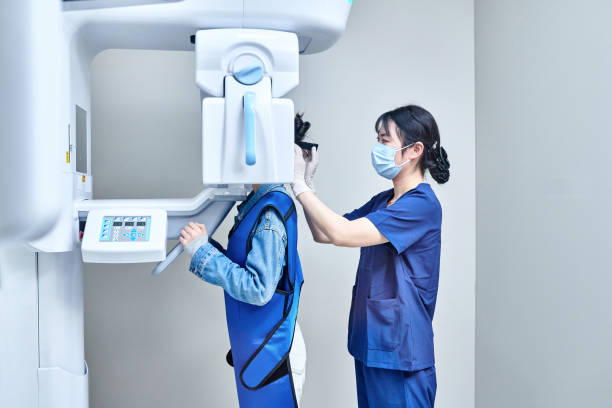 Best Emergency Dental Extractions in Donna, TX